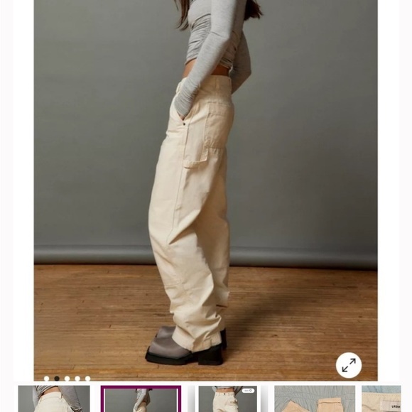 BDG Woman's Cream Cargo Carpenter Baggie Slouchy Pants Sz 27 - Picture 8 of 9